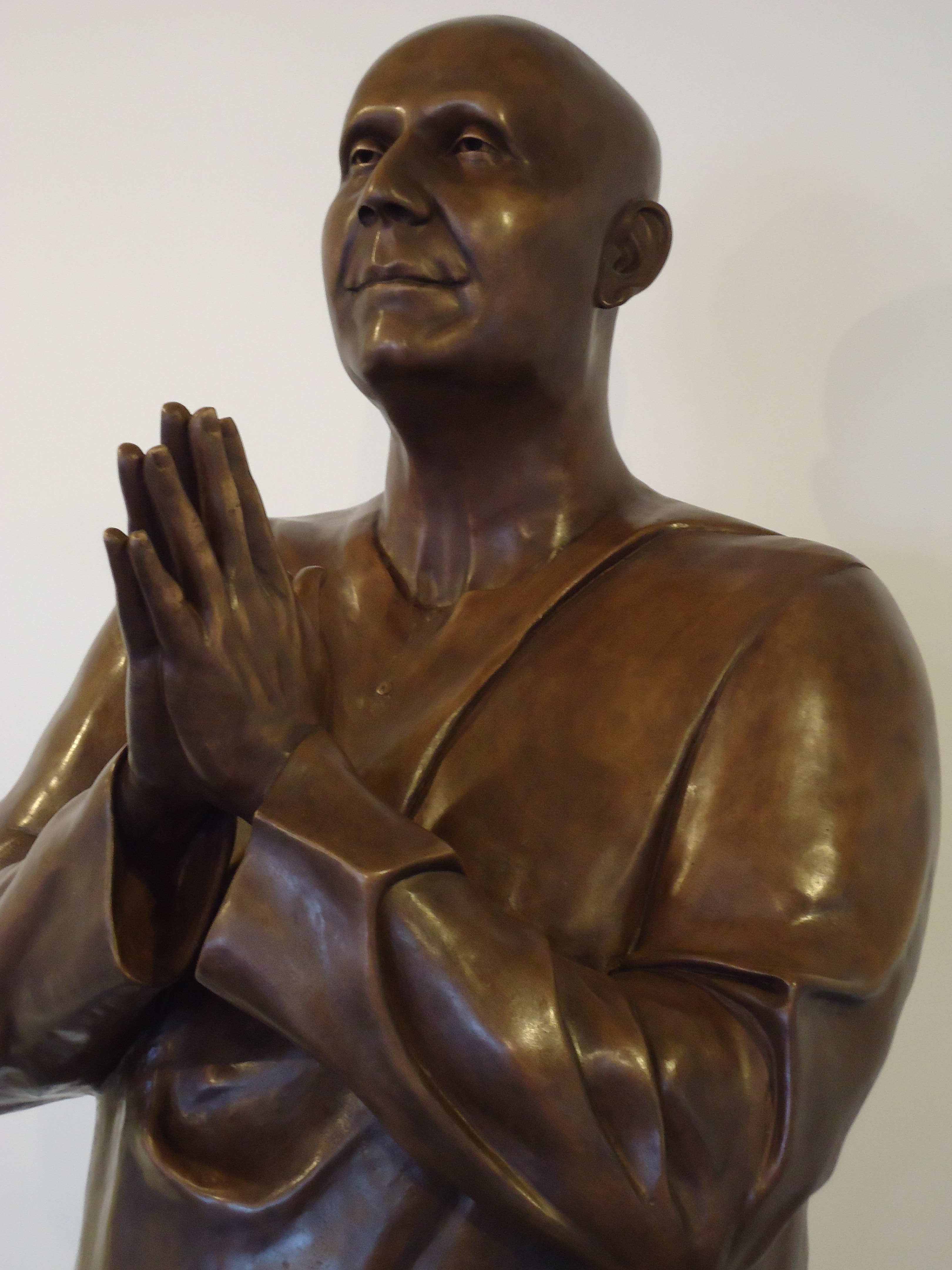 Guru Statue